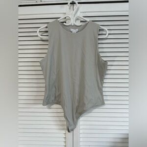 NWT House of Harlow 1960 women’s tan/grey all day contour ribbed bodysuit